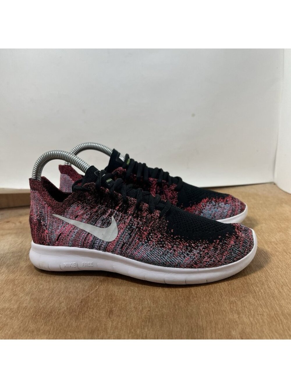 Nike Free RN Fly knit Womens Size 6 Running Shoes Pink Red Black 880844-006